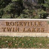 Twin Lakes Sign